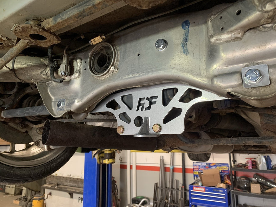 FDF - NISSAN 350Z/G35 DIFF BRACE